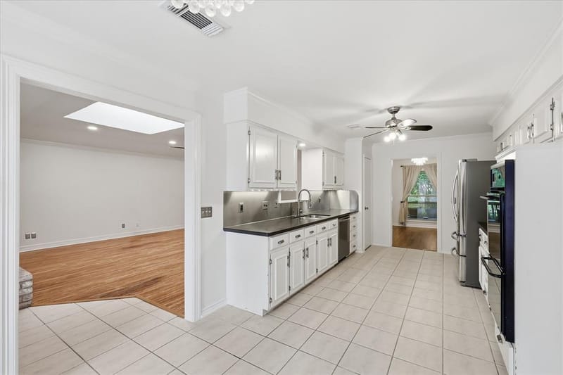 2512 Timbercreek Drive, Plano TX 75075 - Photo 11