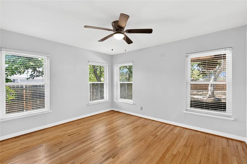 649 Peavy Road, Dallas TX 75218 - Photo 16