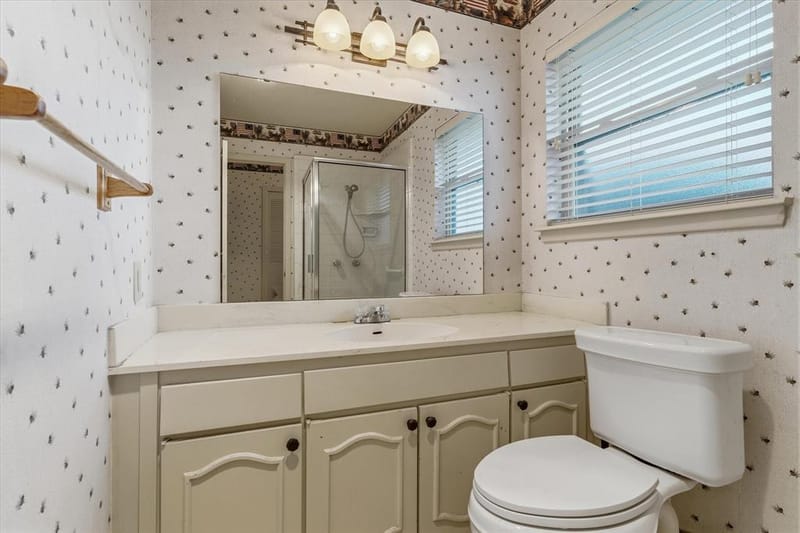 13121 Pennystone Drive, Farmers Branch TX 75244 - Photo 23
