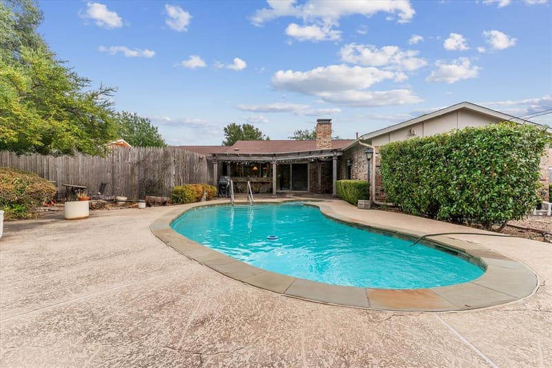 13121 Pennystone Drive, Farmers Branch TX 75244 - Photo 37