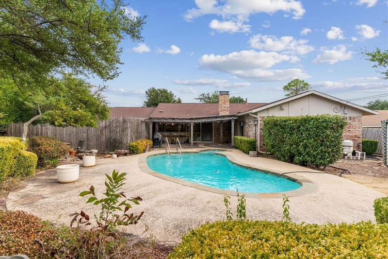 13121 Pennystone Drive, Farmers Branch TX 75244 - Photo 35
