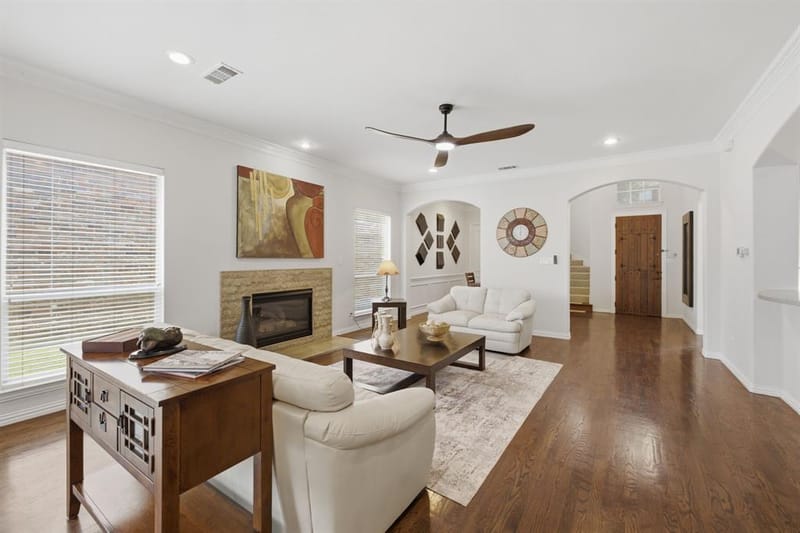 3315 Ricci Lane, Irving TX 75062 - Photo 10