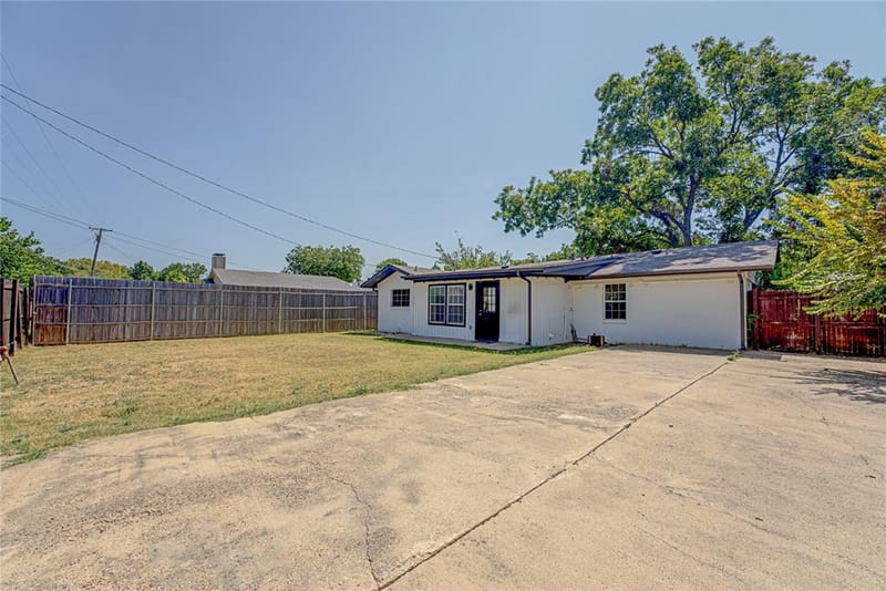 3217 Centennial Drive, Garland TX 75042 - Photo 28