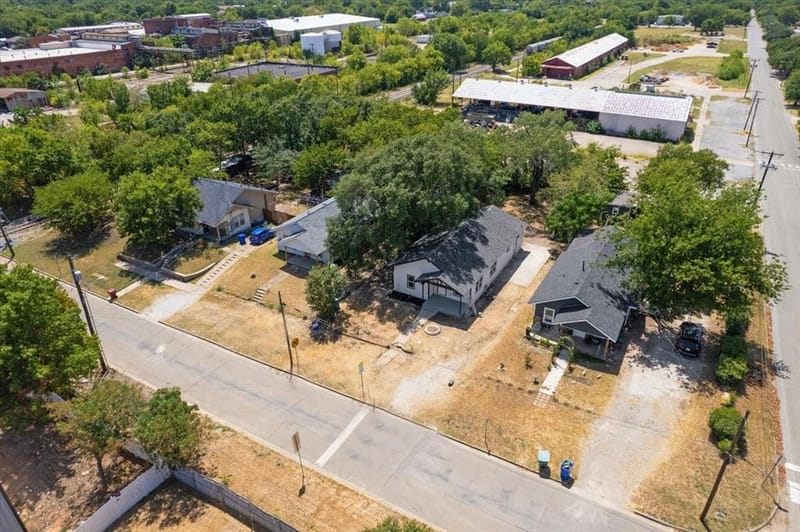 514 N Lee Avenue, Sherman TX 75090 - Photo 32
