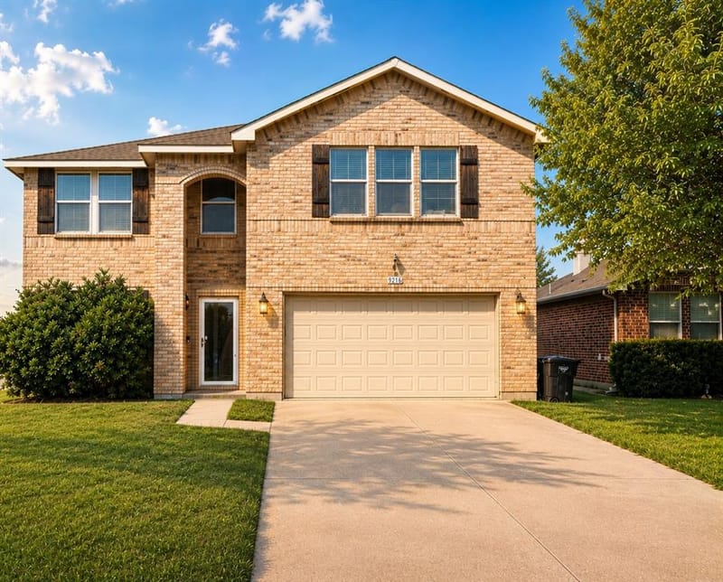 9216 Old Clydesdale Drive, Fort Worth TX 76123