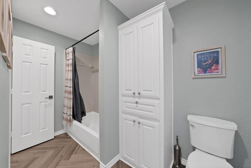 2314 Club Creek Boulevard, Garland TX 75043 - Photo 32
