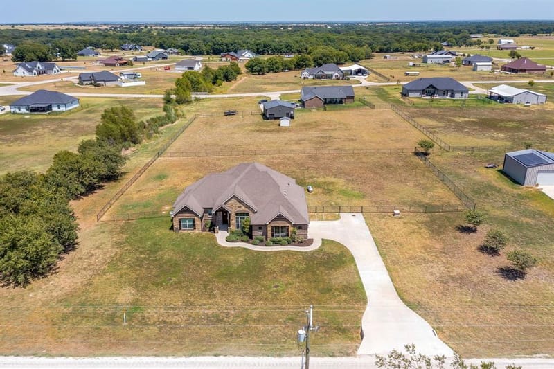 8341 County Road 201a, Grandview TX 76050 - Photo 6