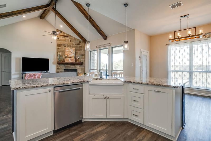 8341 County Road 201a, Grandview TX 76050 - Photo 18