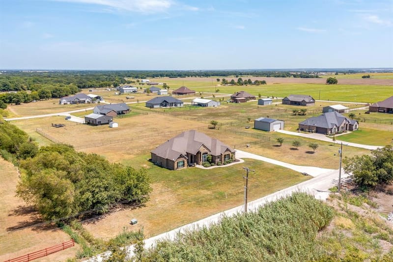 8341 County Road 201a, Grandview TX 76050 - Photo 37