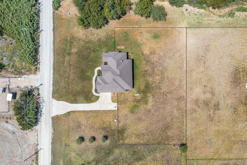 8341 County Road 201a, Grandview TX 76050 - Photo 40