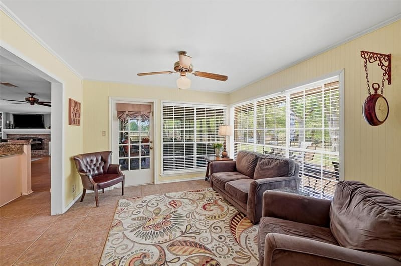 1806 Carriage Estates Road, Sherman TX 75092 - Photo 11