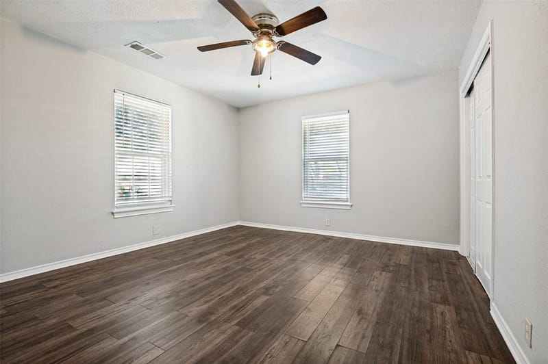 3838 Dutton Drive, Dallas TX 75211 - Photo 23