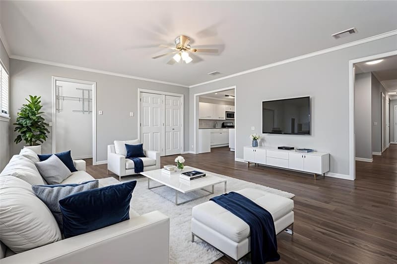 3838 Dutton Drive, Dallas TX 75211 - Photo 9