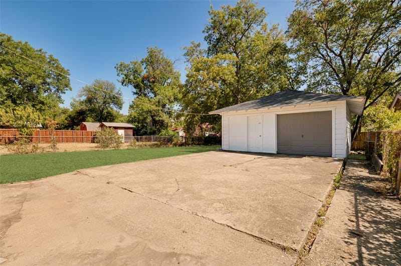3838 Dutton Drive, Dallas TX 75211 - Photo 30