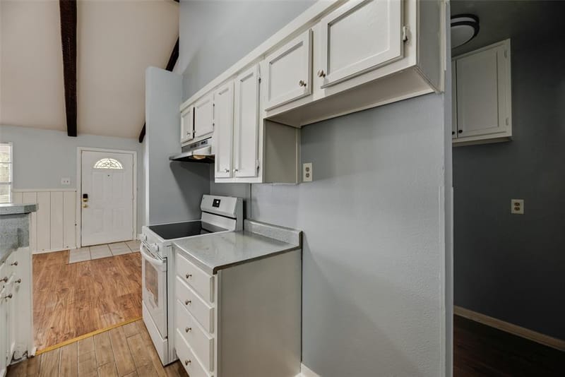 1716 Harris Street, Gainesville TX 76240 - Photo 12
