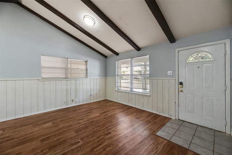 1716 Harris Street, Gainesville TX 76240 - Photo 9