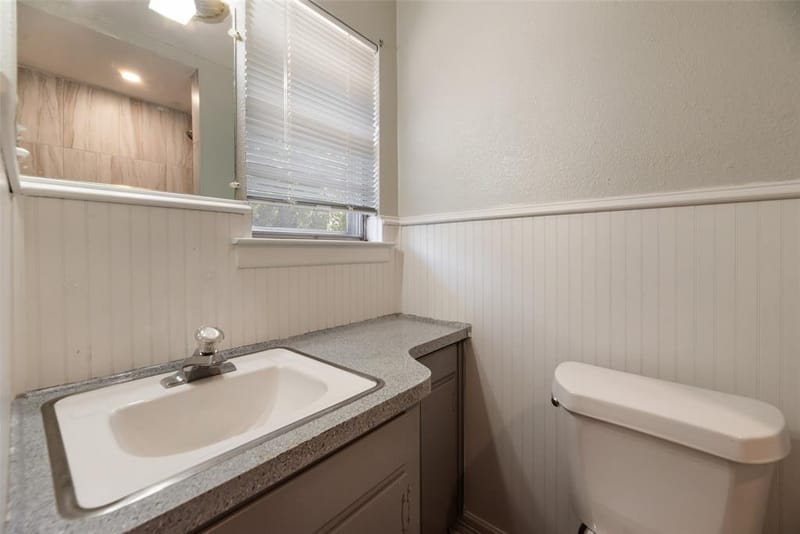 1716 Harris Street, Gainesville TX 76240 - Photo 24