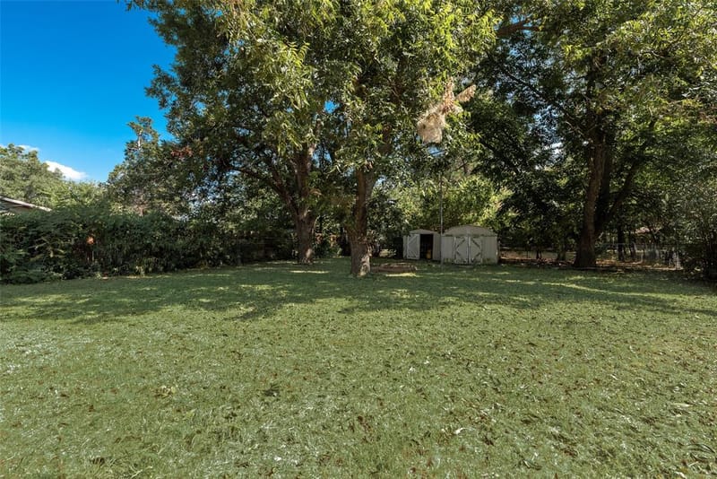 1716 Harris Street, Gainesville TX 76240 - Photo 31