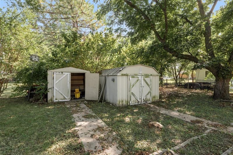 1716 Harris Street, Gainesville TX 76240 - Photo 29