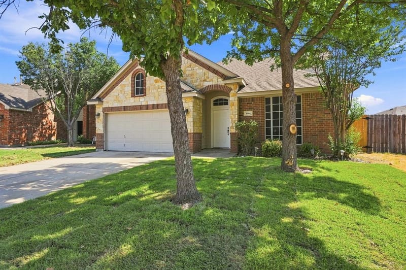 6164 Shad Drive, Fort Worth TX 76179
