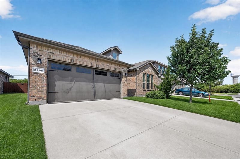 2405 Pambrooke Lane, Glenn Heights TX 75154 - Photo 2