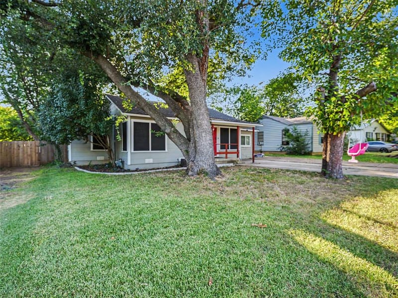 5008 Gilbert Drive, Fort Worth TX 76116 - Photo 2
