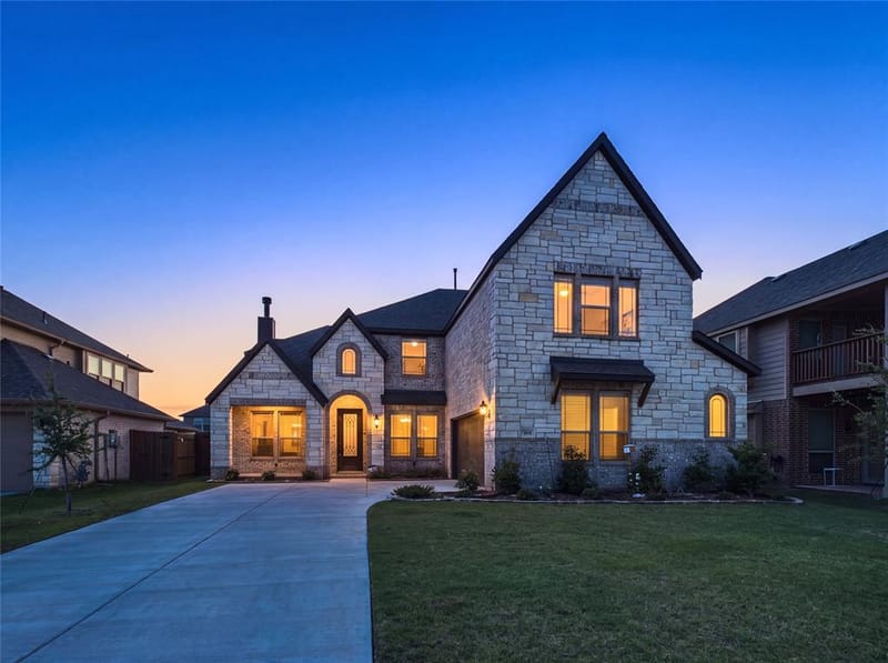 309 Pineview Lane, Ponder TX 76259