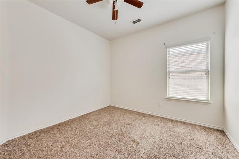 11321 Gold Canyon Drive, Fort Worth TX 76052 - Photo 17