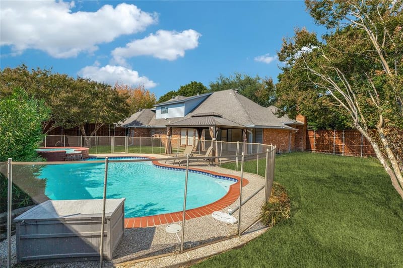 5013 Country Place Drive, Plano TX 75023 - Photo 32