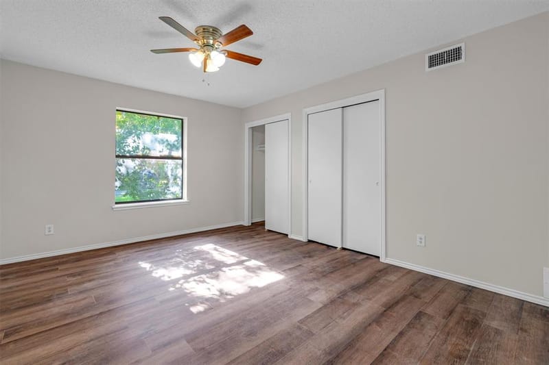 209 Mistletoe Lane, Keene TX 76059 - Photo 27