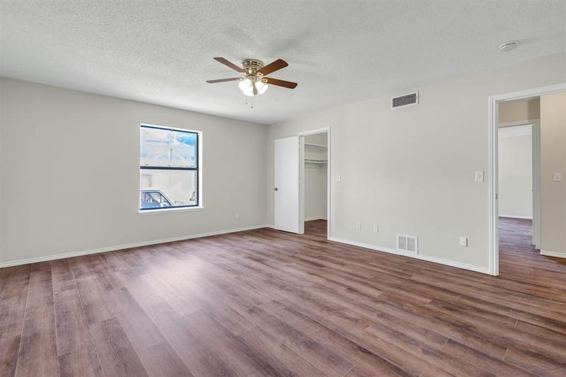 209 Mistletoe Lane, Keene TX 76059 - Photo 16
