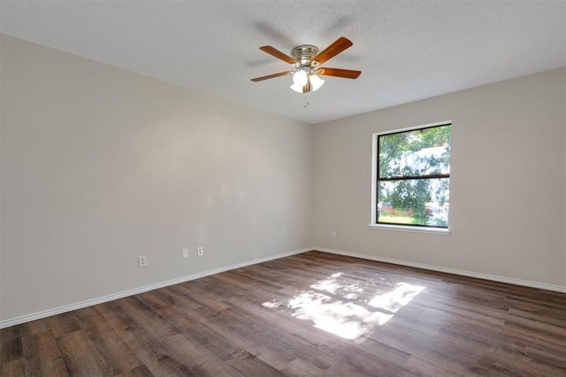 209 Mistletoe Lane, Keene TX 76059 - Photo 26