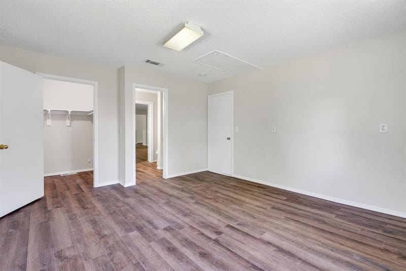 209 Mistletoe Lane, Keene TX 76059 - Photo 22