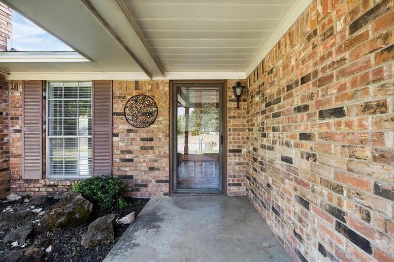 2925 Melmar Park Street, Commerce TX 75428 - Photo 2