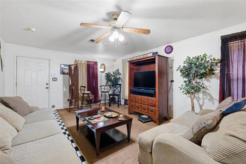 1300 Spring Street, Waco TX 76704 - Photo 2
