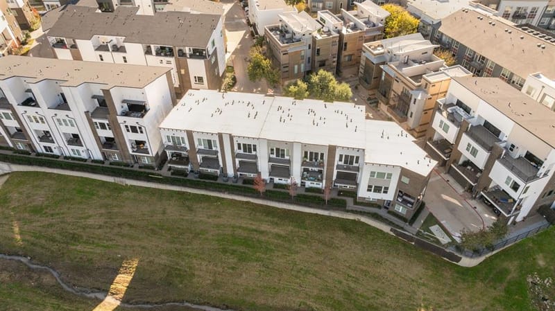 381 E Greenbriar Lane # 1603, Dallas TX 75203 - Photo 38