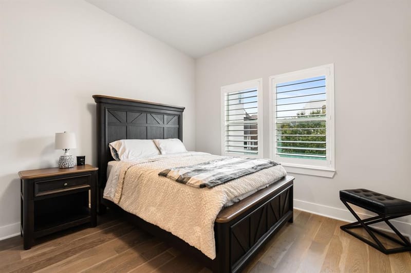 381 E Greenbriar Lane # 1603, Dallas TX 75203 - Photo 18