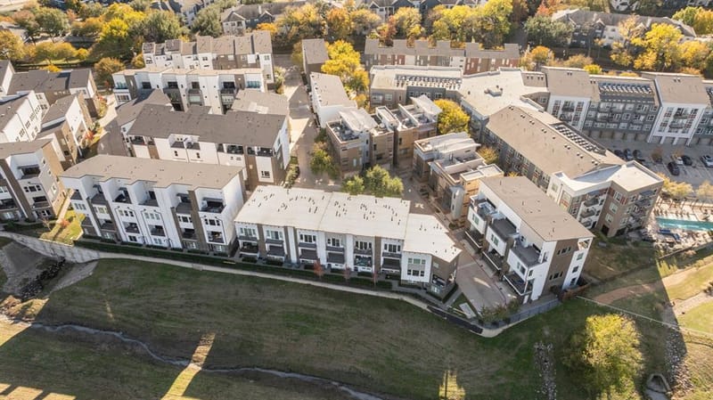 381 E Greenbriar Lane # 1603, Dallas TX 75203 - Photo 37