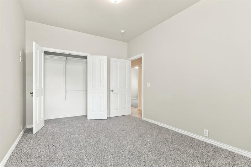 2927 Albares Drive, Grand Prairie TX 75054 - Photo 17