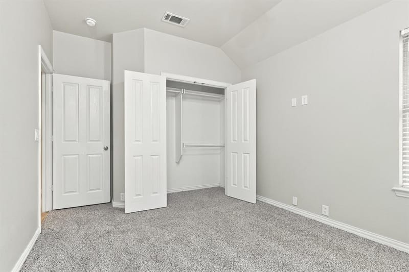 2927 Albares Drive, Grand Prairie TX 75054 - Photo 16