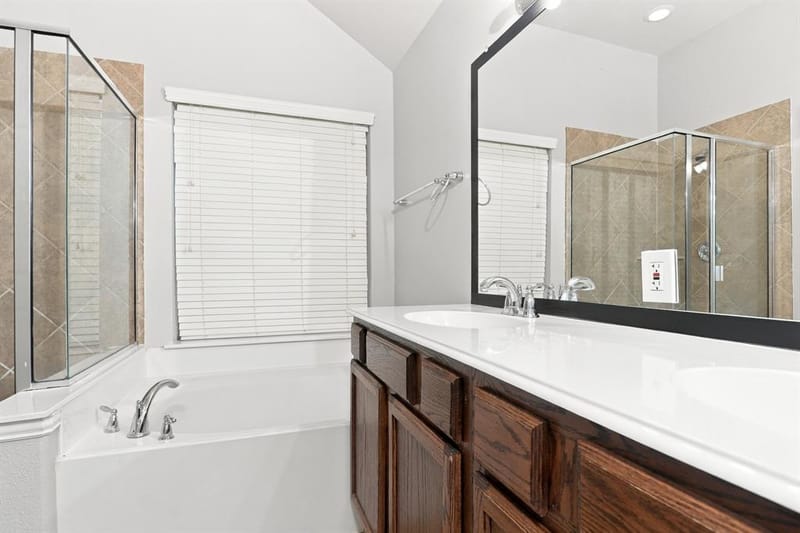 2927 Albares Drive, Grand Prairie TX 75054 - Photo 25