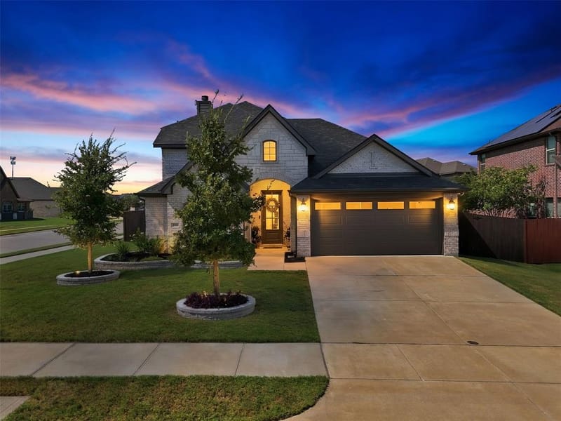 251 Bear Trail, Waxahachie TX 75165