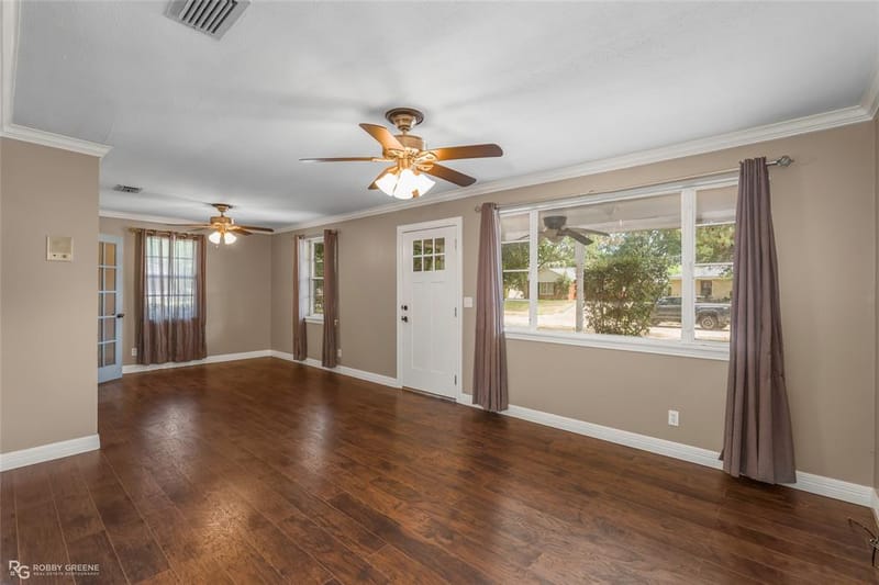 2704 E Cavett Drive, Shreveport LA 71104 - Photo 7