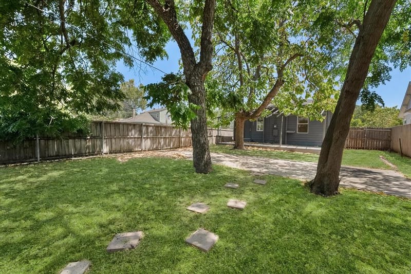 501 S Clinton Avenue, Dallas TX 75208 - Photo 28