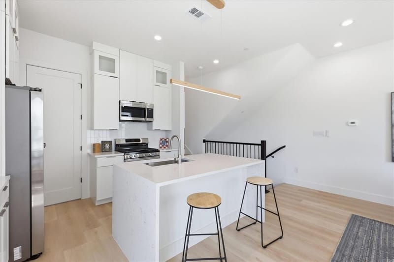 4315 San Jacinto Street # 302, Dallas TX 75204 - Photo 16