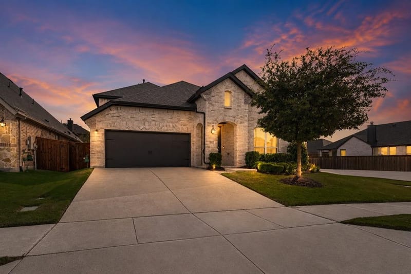1661 Everitt Trail, Fort Worth TX 76052
