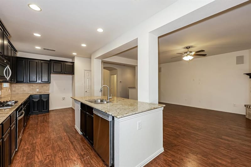 5305 Grove Cove Drive, McKinney TX 75071 - Photo 14
