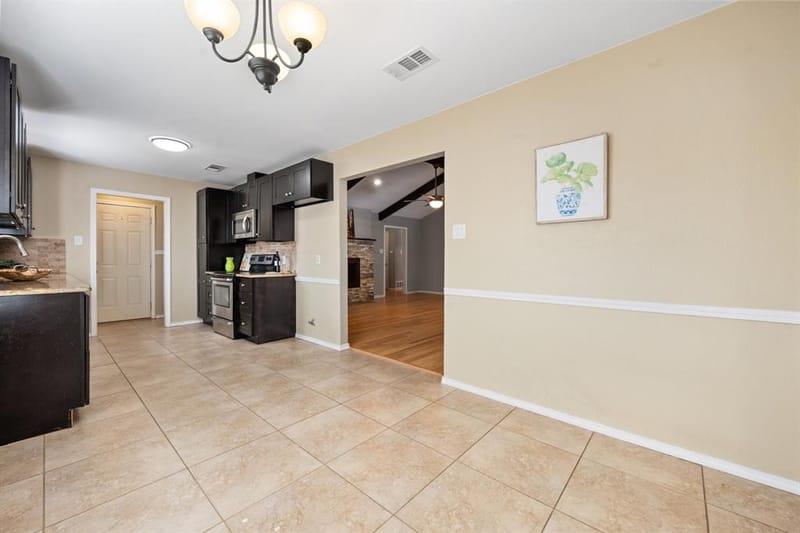 1101 De Pauw Drive, Arlington TX 76012 - Photo 12