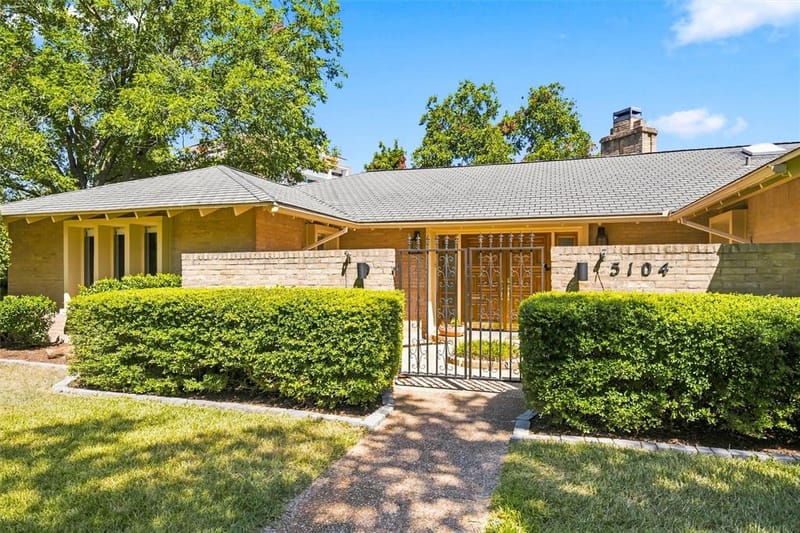5104 Lake Jackson Drive, Waco TX 76710 - Photo 3