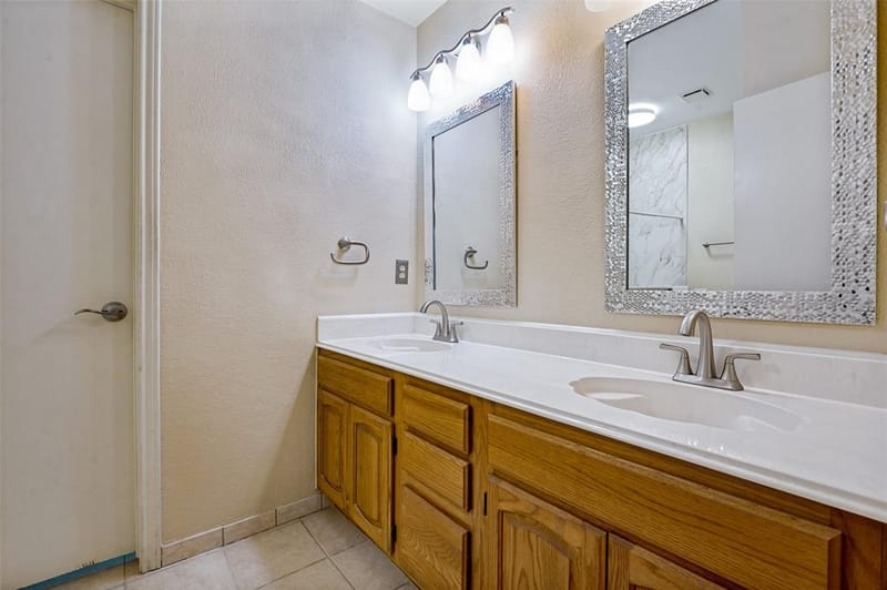 4315 Harvest Hill Road, Carrollton TX 75010 - Photo 20